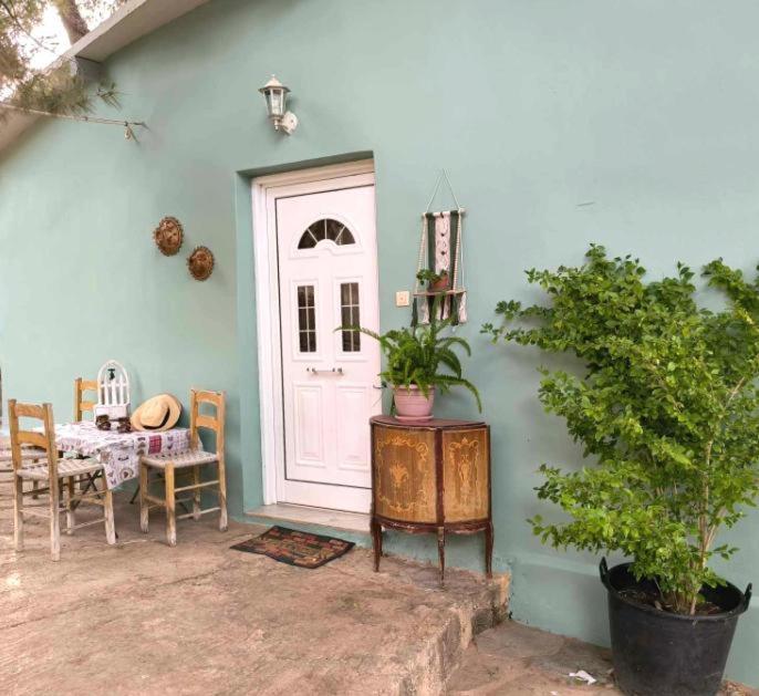 Elena'S Farm House Near Airport And Artemida Beach Exterior photo